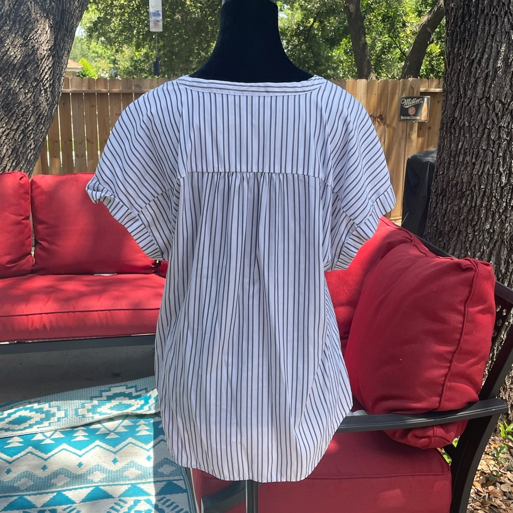 Blouse - Picture 2 of 2